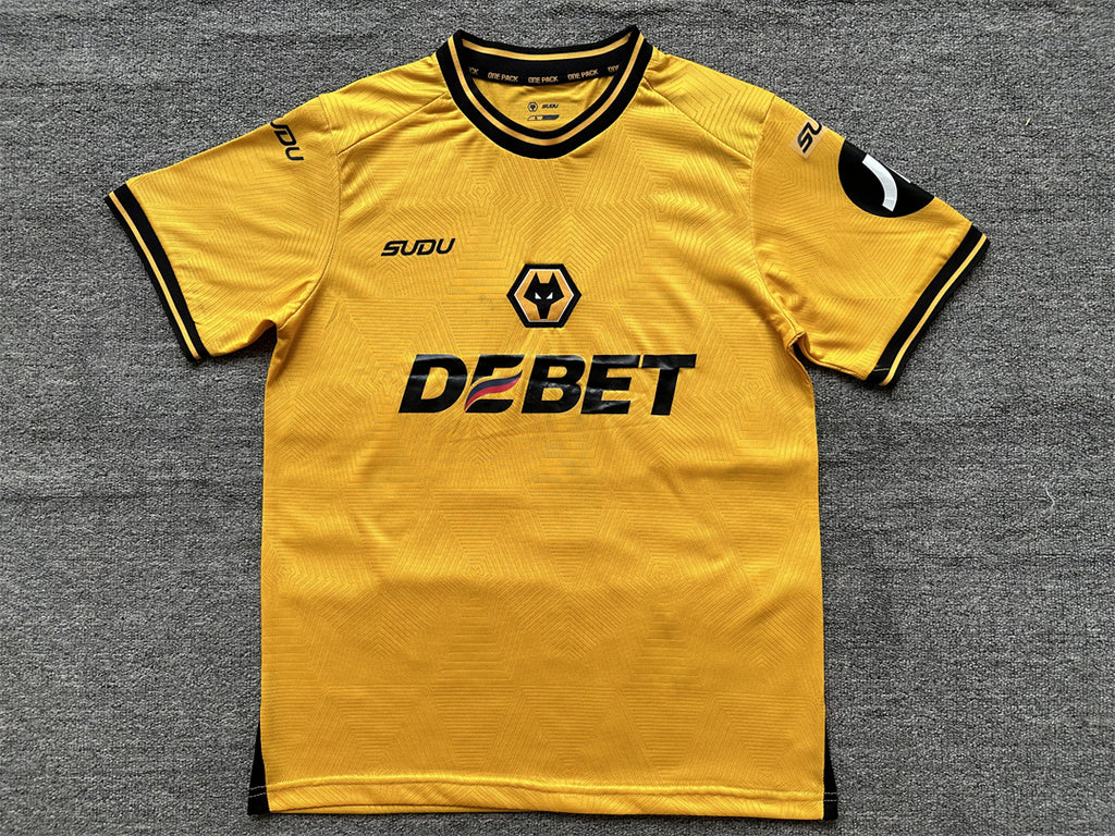 Jersey Wolverhampton Local 2024/2025