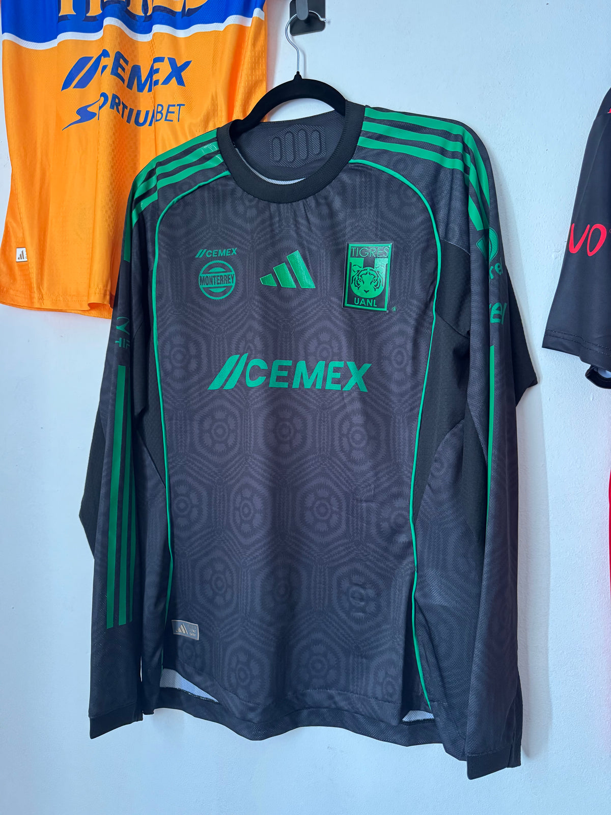 Tigres Manga Larga Alternativa 2025
