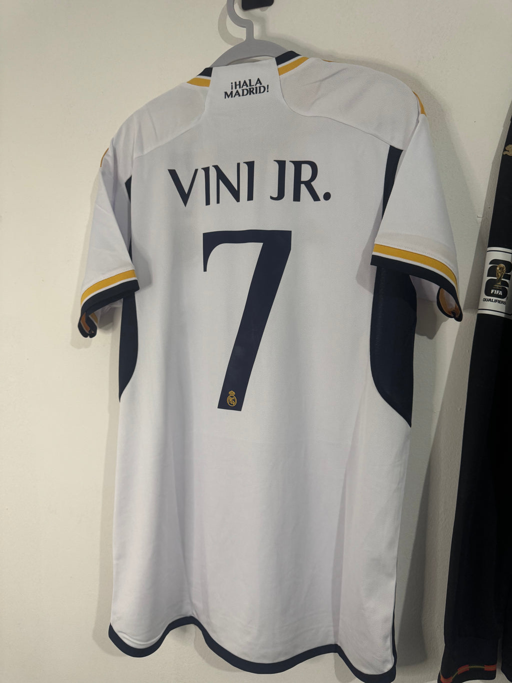 Real Madrid Local 2023 Vini Jr. 7