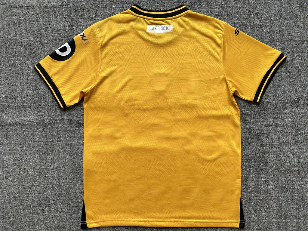 Jersey Wolverhampton Local 2024/2025